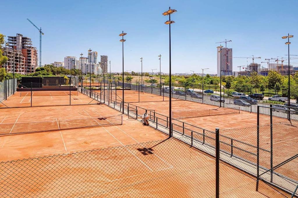 קזבלנקה A 2 Minutes De Casa Finance City, Appartement Avec 2 Chambres מראה חיצוני תמונה