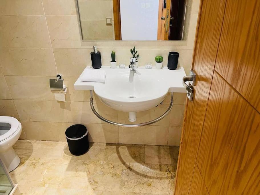 קזבלנקה A 2 Minutes De Casa Finance City, Appartement Avec 2 Chambres מראה חיצוני תמונה